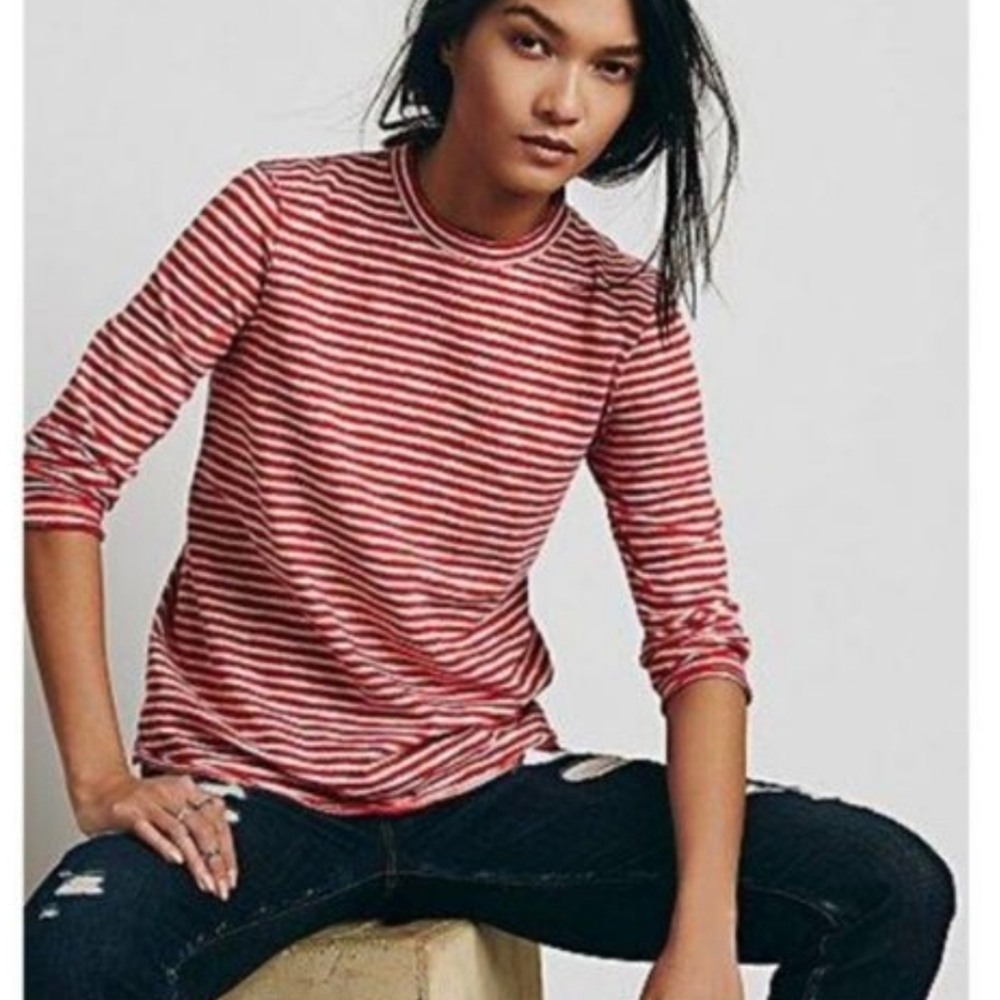 Striped Long-Sleeve Crewneck Top in Red and White